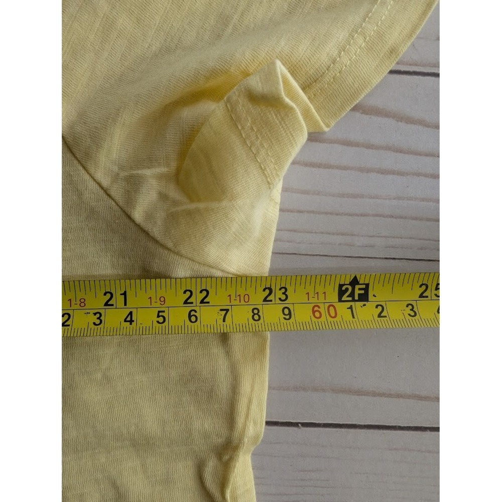Sonoma Size XL The Everday Tee Light Yellow Womens Short Sleeve V Neck Top NWT - Picture 5 of 8